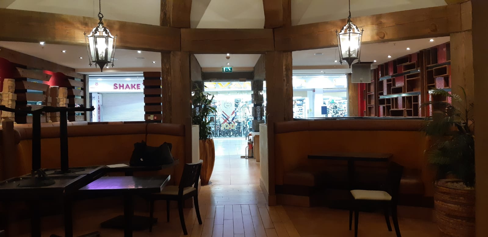 Wing Kingz Restaurant in Milton Keynes Amico Design