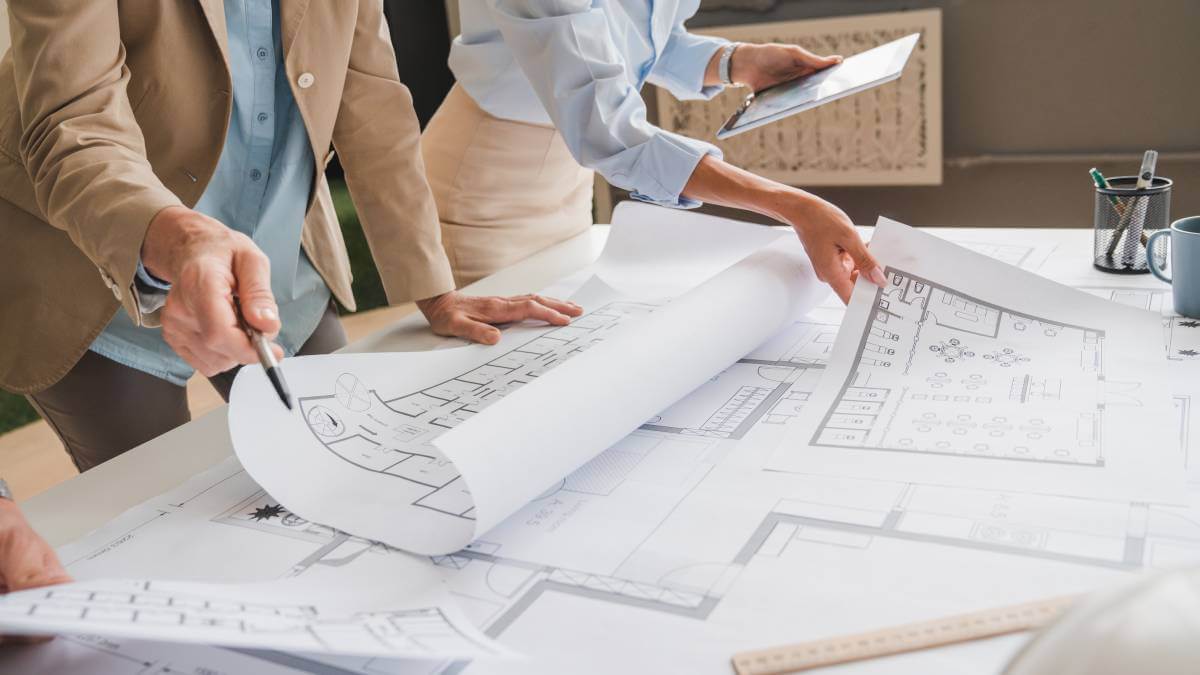 busy planning table